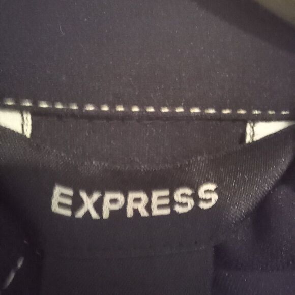 Express Short Sleeve Shirt Dress-Size 3/4-Contrast Stitching-Pockets-Collared - Picture 8 of 9